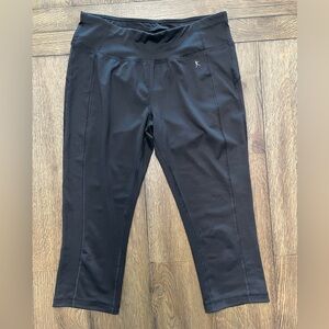 Danskin Now Capri Leggings